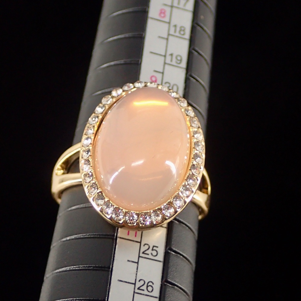 Pink Cabochon Gemstone Ring with Pave White Zircon Gold Tone Halo Ring Sz 10.25 - Picture 4 of 8